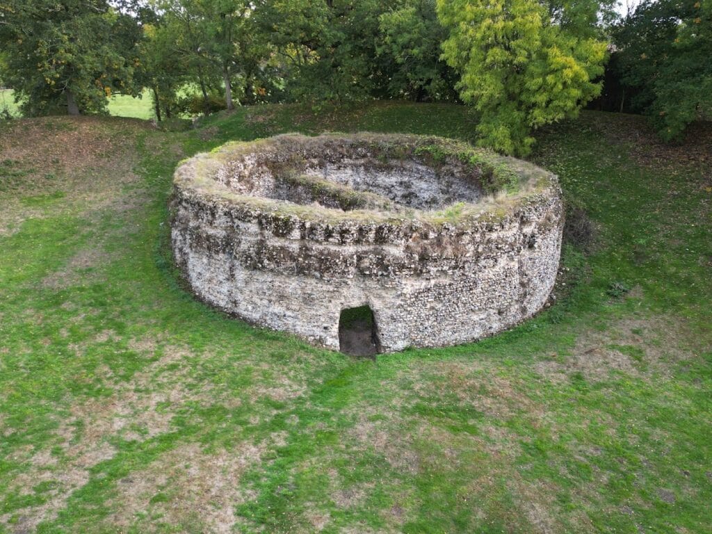 Buckenham Castle