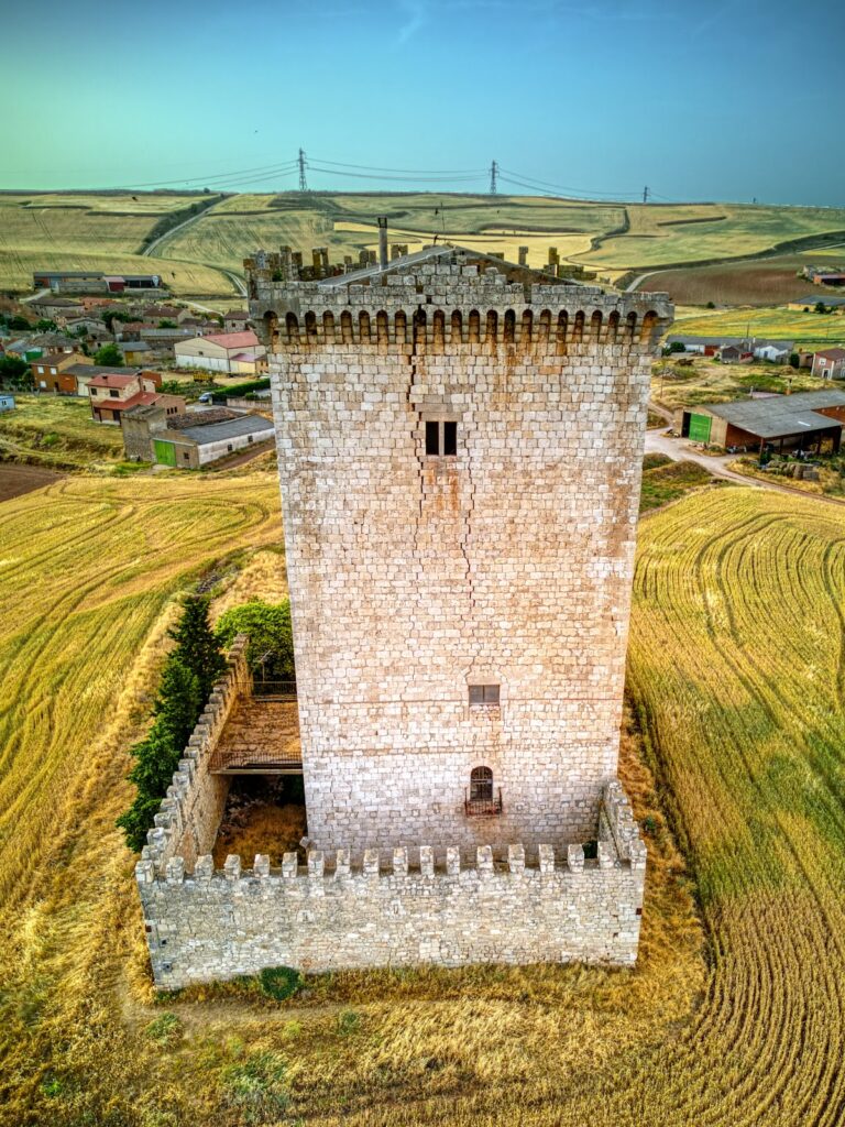 Castillo de Mazuelo de Muñó: A Medieval Fortified Tower in Spain