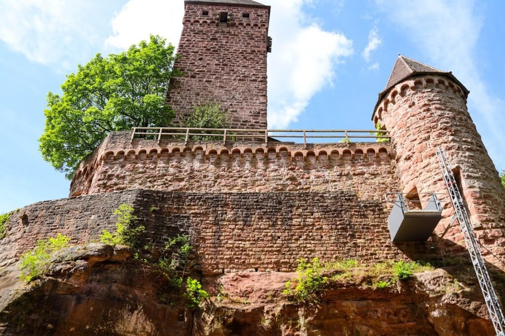 Zwingenberg Castle: A Medieval Hilltop Fortress in Germany 3 Zwingenberg Castle