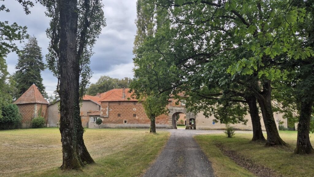 Château de Romécourt: A Renaissance-Inspired Château in France 2 Château de romécourt