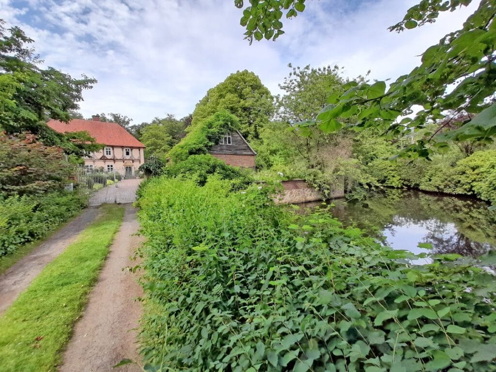 Wasserburg Hopen: A Lowland Castle in Lohne, Germany 3 Wasserburg Hopen