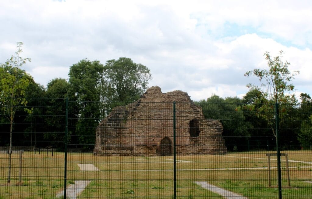 Radcliffe Tower: The Surviving Tower of a Medieval Manor House 4 Radcliffe Tower
