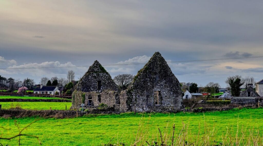 Cullahill Castle: MacGillapatrick Tower House in Ireland 4 Cullahill Castle