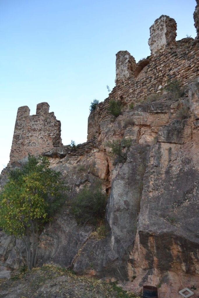 Castellnovo Castle: A Medieval and Renaissance Fortress in Spain 2 Castellnovo Castle
