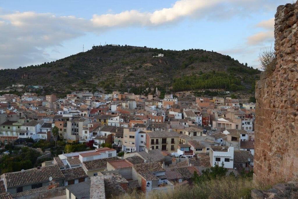 Castellnovo Castle: A Medieval and Renaissance Fortress in Spain 4 Castellnovo Castle