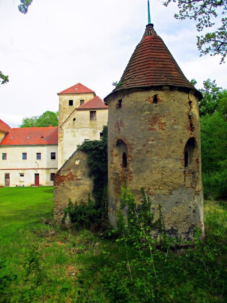 Witostowice Castle