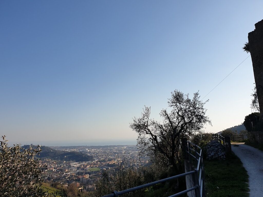 Castello di Moneta: A Historic Fortress in Carrara, Italy 8 Castello di Moneta