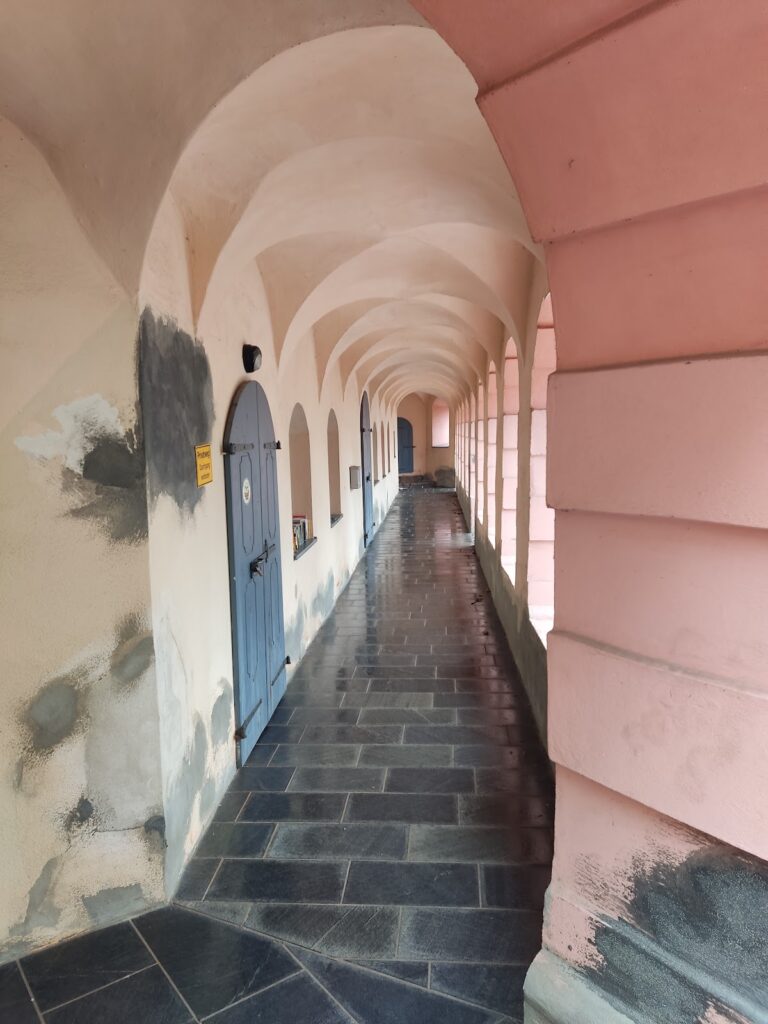 Schloss Mühltroff: A Historic Castle in Pausa-Mühltroff, Germany 9 Schloss Mühltroff