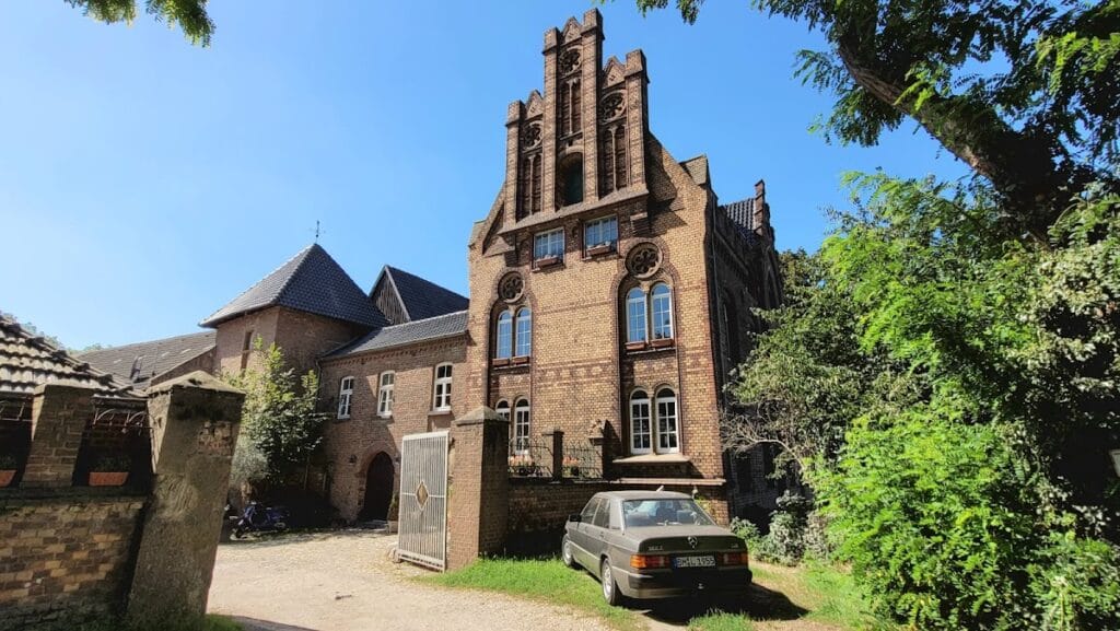 Burg Stammeln: A Former Moated Castle Estate in Elsdorf, Germany 1 Burg Stammeln