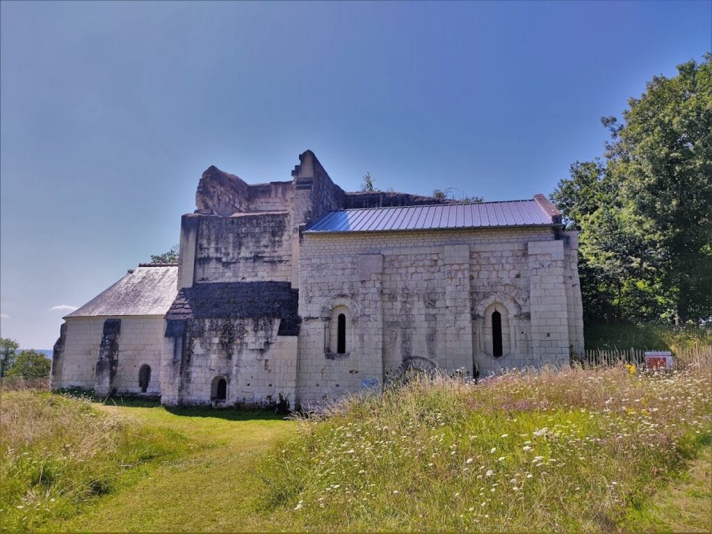 Haut-Clairvaux Castle: A Medieval Fortress in France 3 Haut-Clairvaux Castle