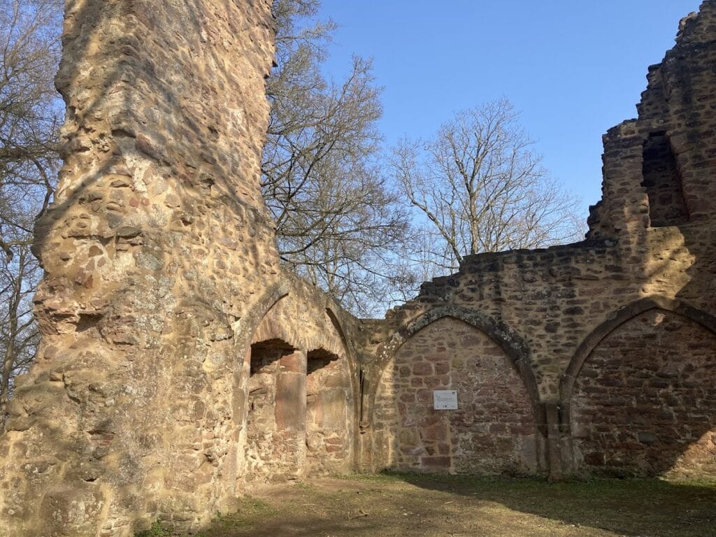Burg Rauschenberg: Medieval Hilltop Castle in Germany 1 Burg Rauschenberg