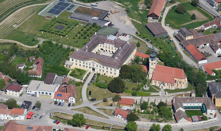Schloss Gobelsburg: A Baroque Castle and Winery in Austria