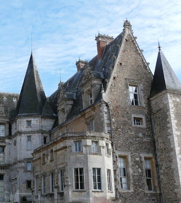 Château de Courtalain: A French Aristocratic Residence