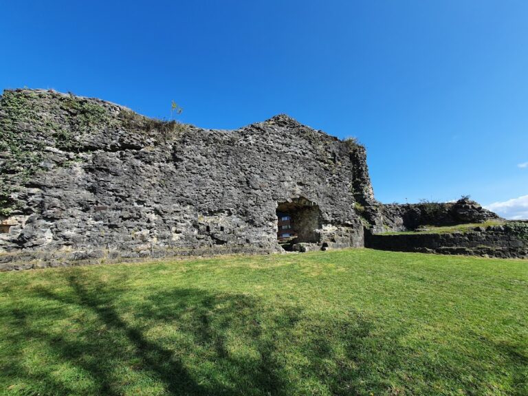 Gaztelu Zahar: A 16th-Century Castilian Border Castle in Irún, Spain