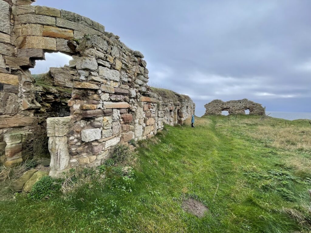 Newark Castle: A Historic Scottish Coastal Fortress 10 Newark Castle