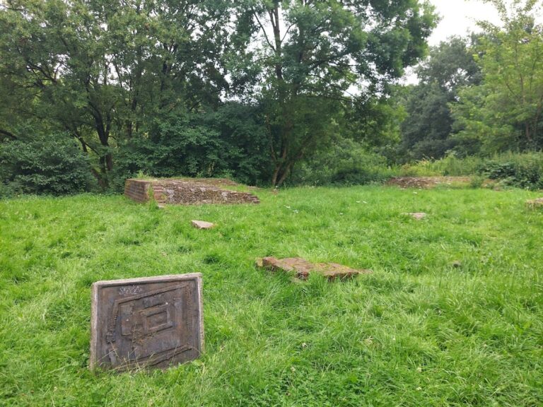 Sibetsburg: A Medieval Fortress in Wilhelmshaven, Germany