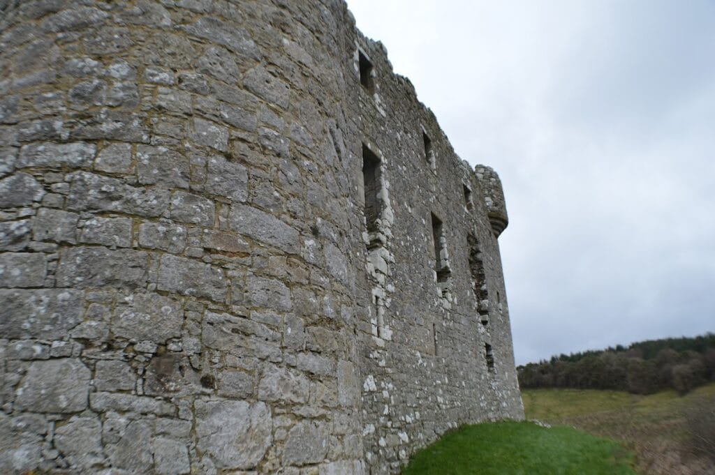 Monea Castle: A Plantation-Era Fortified Residence in County Fermanagh 2 Monea Castle