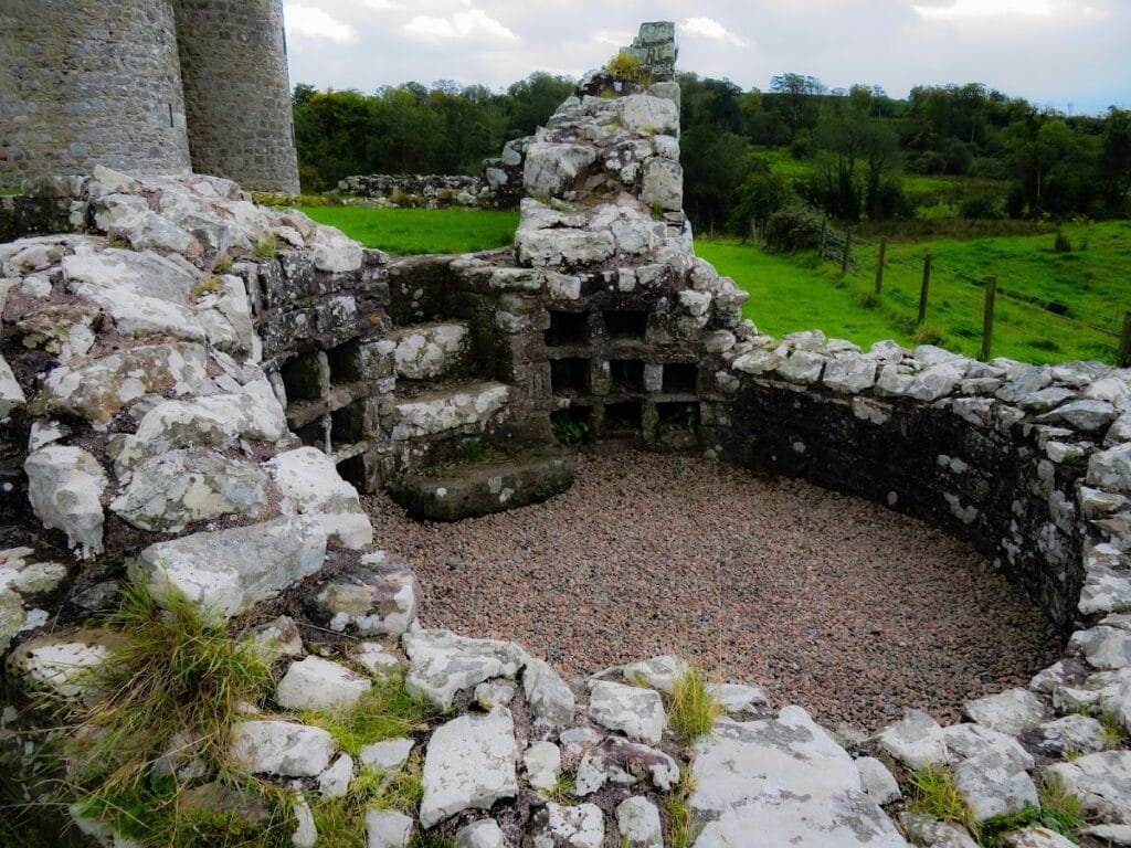 Monea Castle: A Plantation-Era Fortified Residence in County Fermanagh 4 Monea Castle