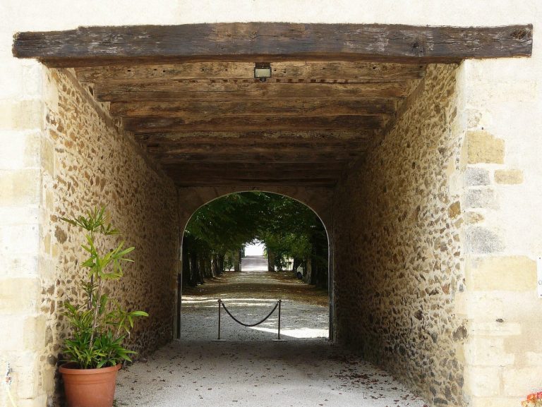 Château de Mavaleix: A Historic Château and Grenouillet Residence