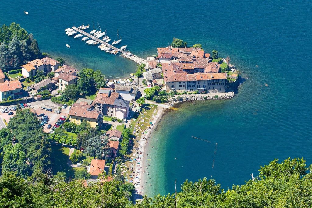 Lierna Castle: A Medieval Fortification on Lake Como 2 Lierna Castle