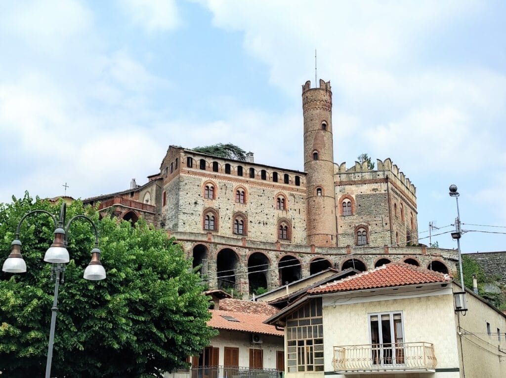 Castello di Villar Dora: A Medieval Fortress in Villar Dora, Italy 6 Castello di Villar Dora