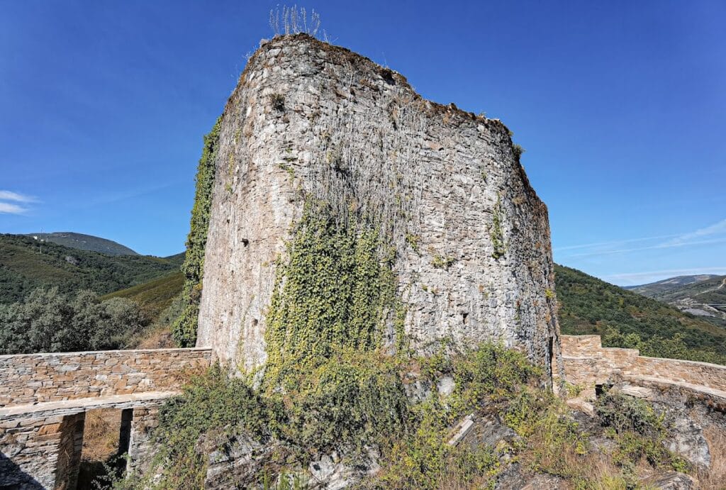 Castillo de Sarracín