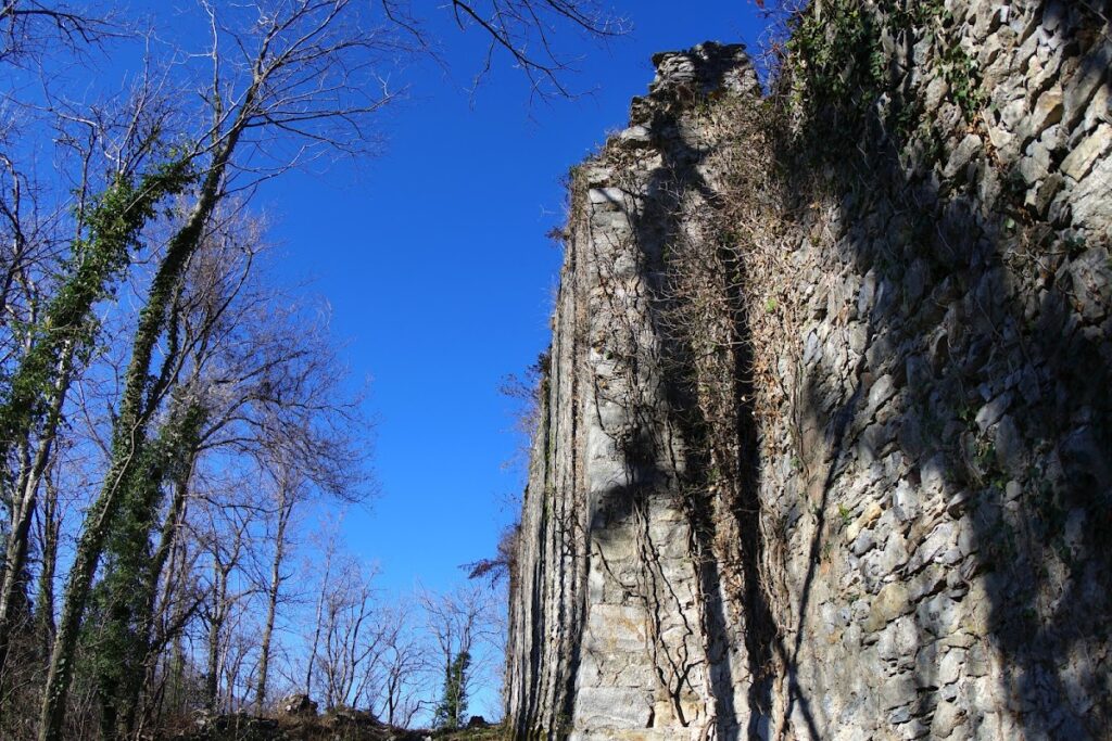 Orino Castle: An Ancient Fortress in Italy 10 Orino Castle