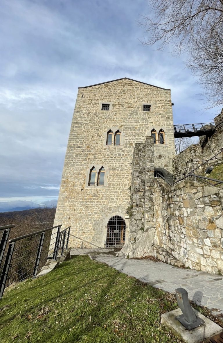 Castello Partistagno: A High-Medieval Hilltop Castle in Italy