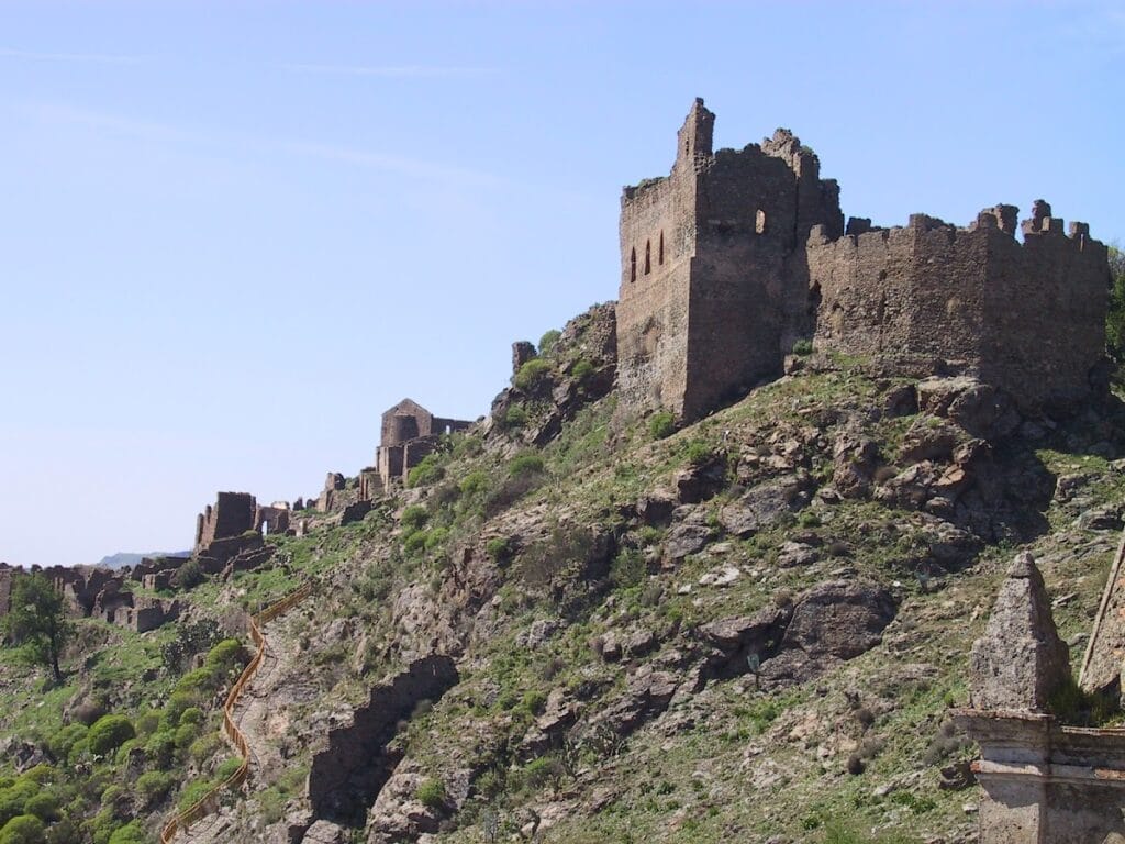 Castello Ruffo di Amendolea: A Medieval Norman Fortress in Calabria 3 Castello Ruffo di Amendolea