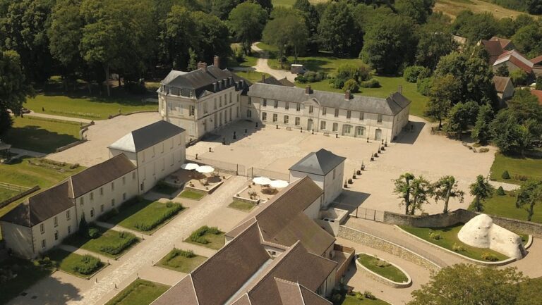 Château de Maudétour: A Historic French Noble Residence