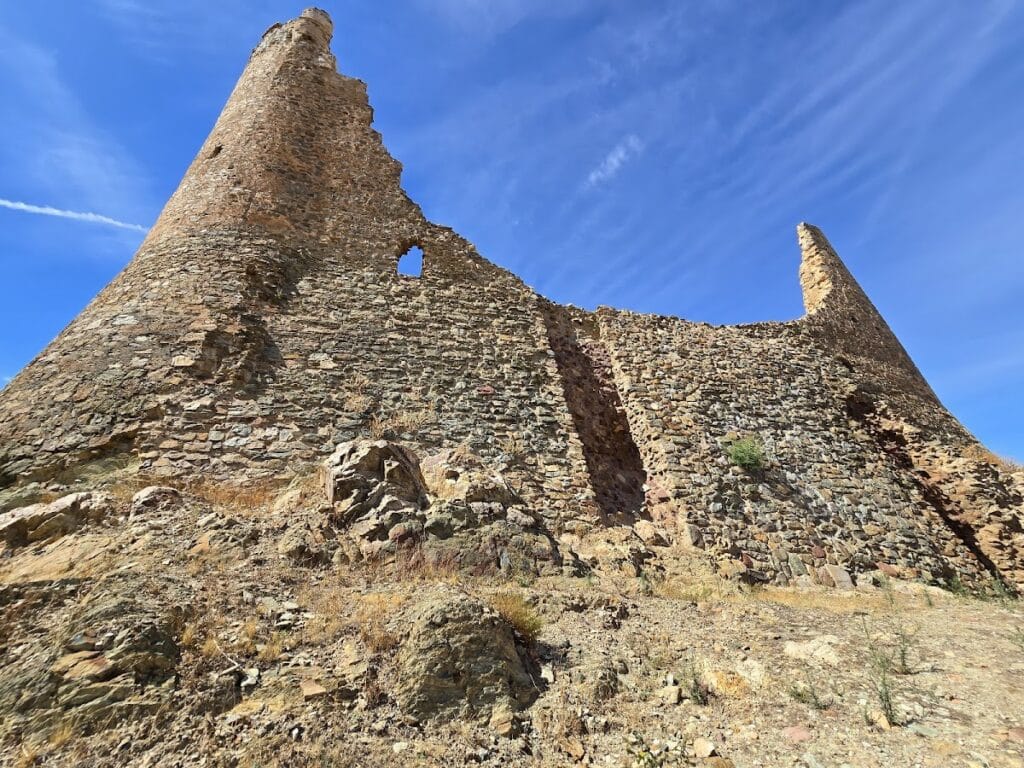 Castillo de Jarque: A Gothic Hilltop Fortress in Spain 5 Castillo de Jarque