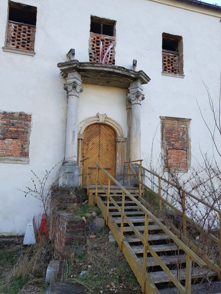 Chobienia Castle: A Renaissance Castle in Poland 3 Chobienia Castle