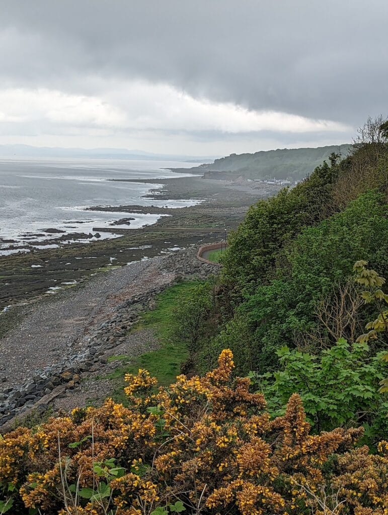 Macduff's Castle: A Medieval Fortified Residence in Fife 5 Macduff's Castle
