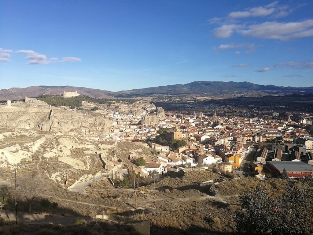 Doña Martina Castle: A Muslim Citadel in Calatayud, Spain 2 Doña Martina Castle