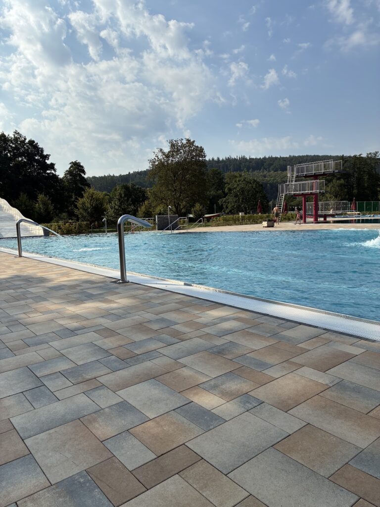 Schachtenburg Castle: A Historic Noble Residence in Schlitz, Germany 8 Schachtenburg