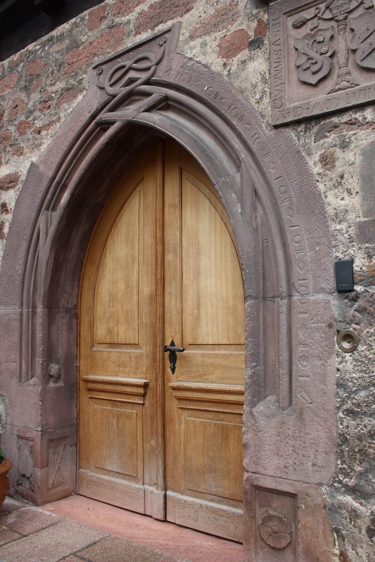 Schachtenburg: A Castle in Schlitz, Germany