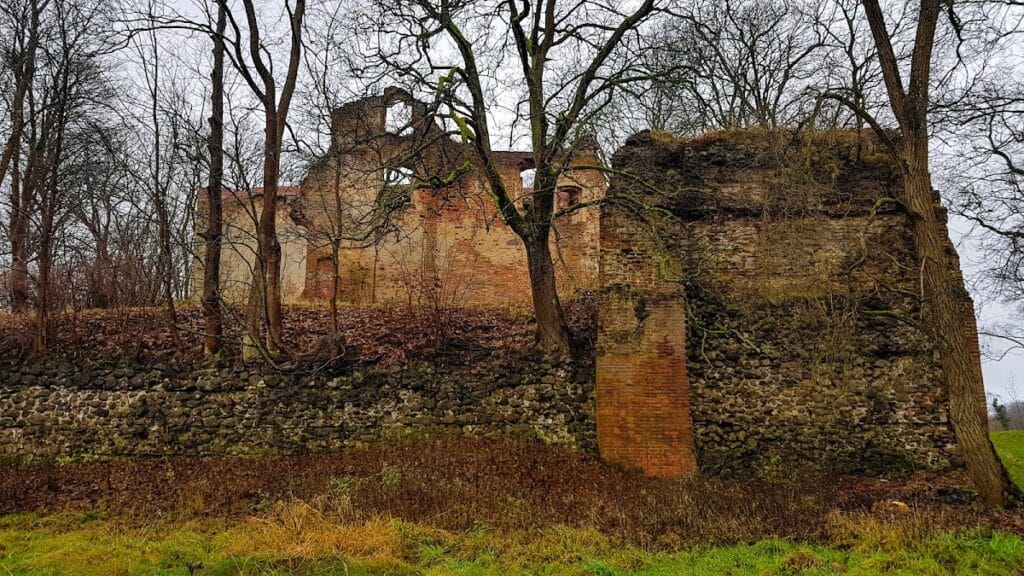 Dobra Castle