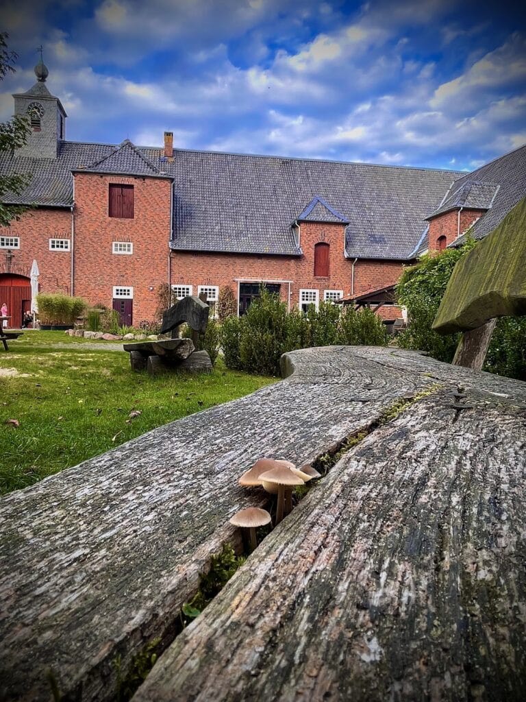 Gut Vehr: A Historic Estate in Quakenbrück, Germany