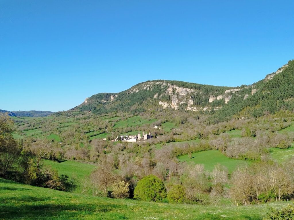 Château de Saint-Saturnin: A Historic Medieval and Renaissance Castle in France 8 Château de Saint-Saturnin (Lozère)
