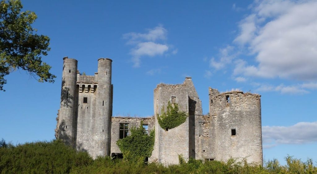 Château de Passy-les-Tours