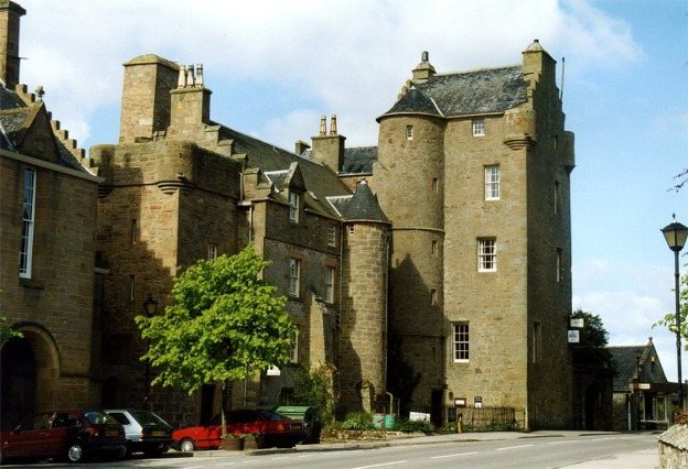 Dornoch Castle: A Former Episcopal Palace and Courthouse in Scotland