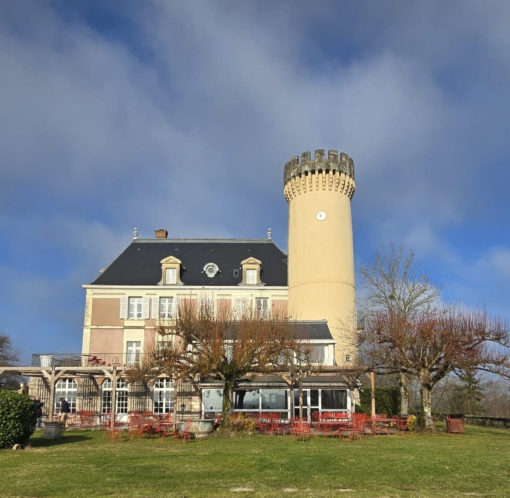 Château de Faverges-de-la-Tour: A Historic Leisure Residence 2 Château de Faverges-de-la-Tour