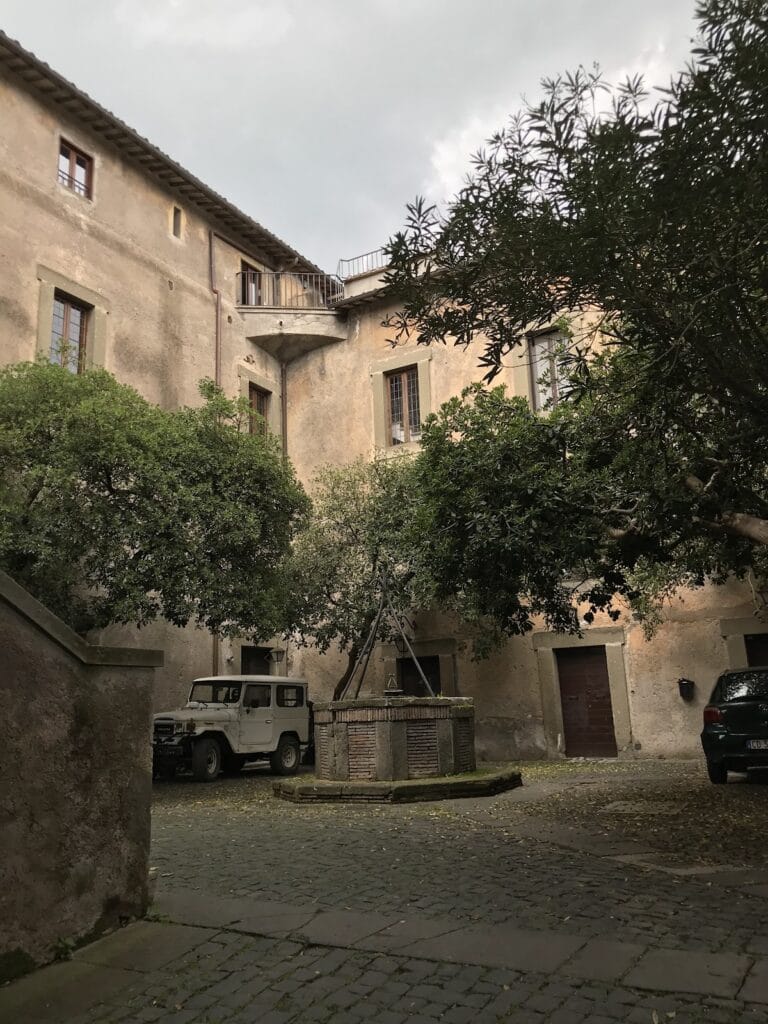 Castello di Isola Farnese: A Medieval Castle in Rome 3 Castello di Isola Farnese