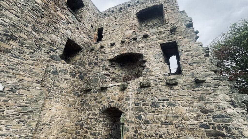 Drumin Castle: A Fourteenth-Century Tower House in Scotland 2 Drumin Castle