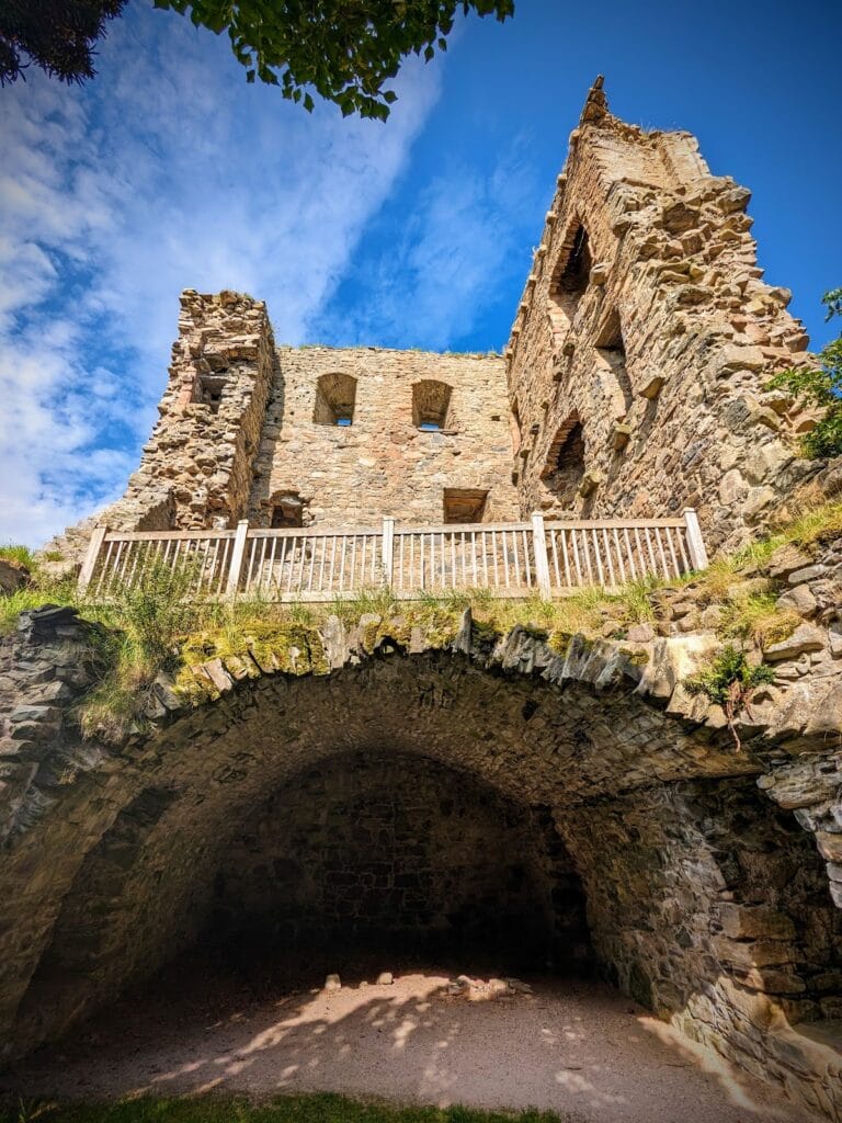 Drumin Castle: A Fourteenth-Century Tower House in Scotland 3 Drumin Castle