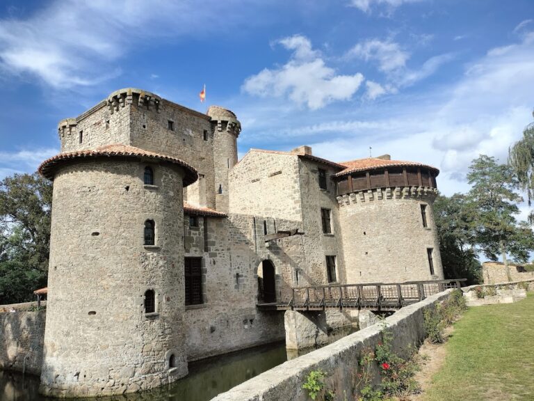 Château de Tennessus: A Medieval and Early Modern French Castle in Amailloux