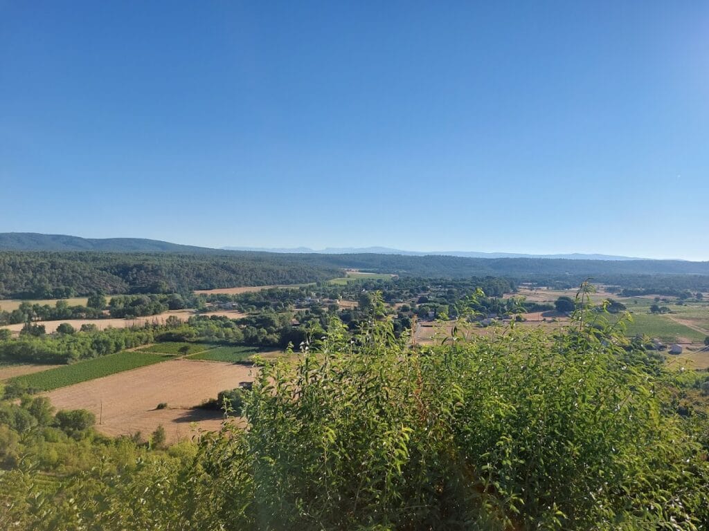 Château de Pontevès: A Medieval Hilltop Castle in France 5 Château de Pontevès