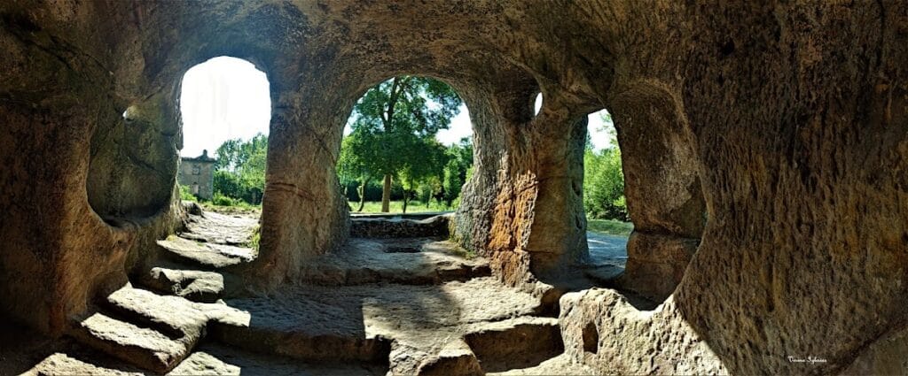 Rock carved hermitage of San Vicente, Vado de Cervera