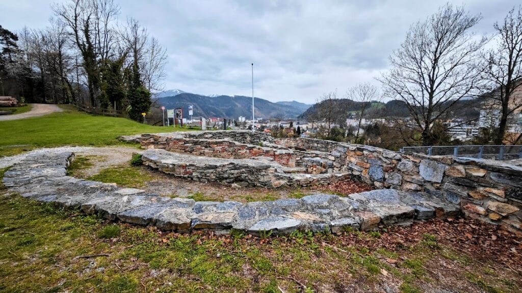 Maßenburg, Leoben: A Medieval Hilltop Castle Ruin 5 Massenburg, Leoben