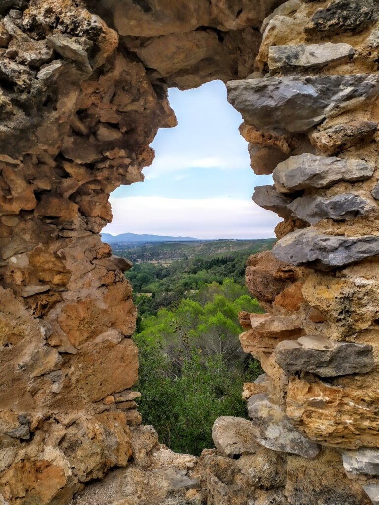 Castell de les Escaules